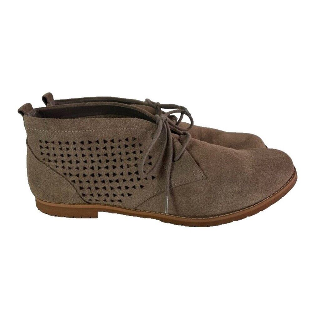 EURO SOFT By SOFFT Shoes Womens US 9.5M Tan Perforated Suede Lace Up Chukka - Picture 2 of 13
